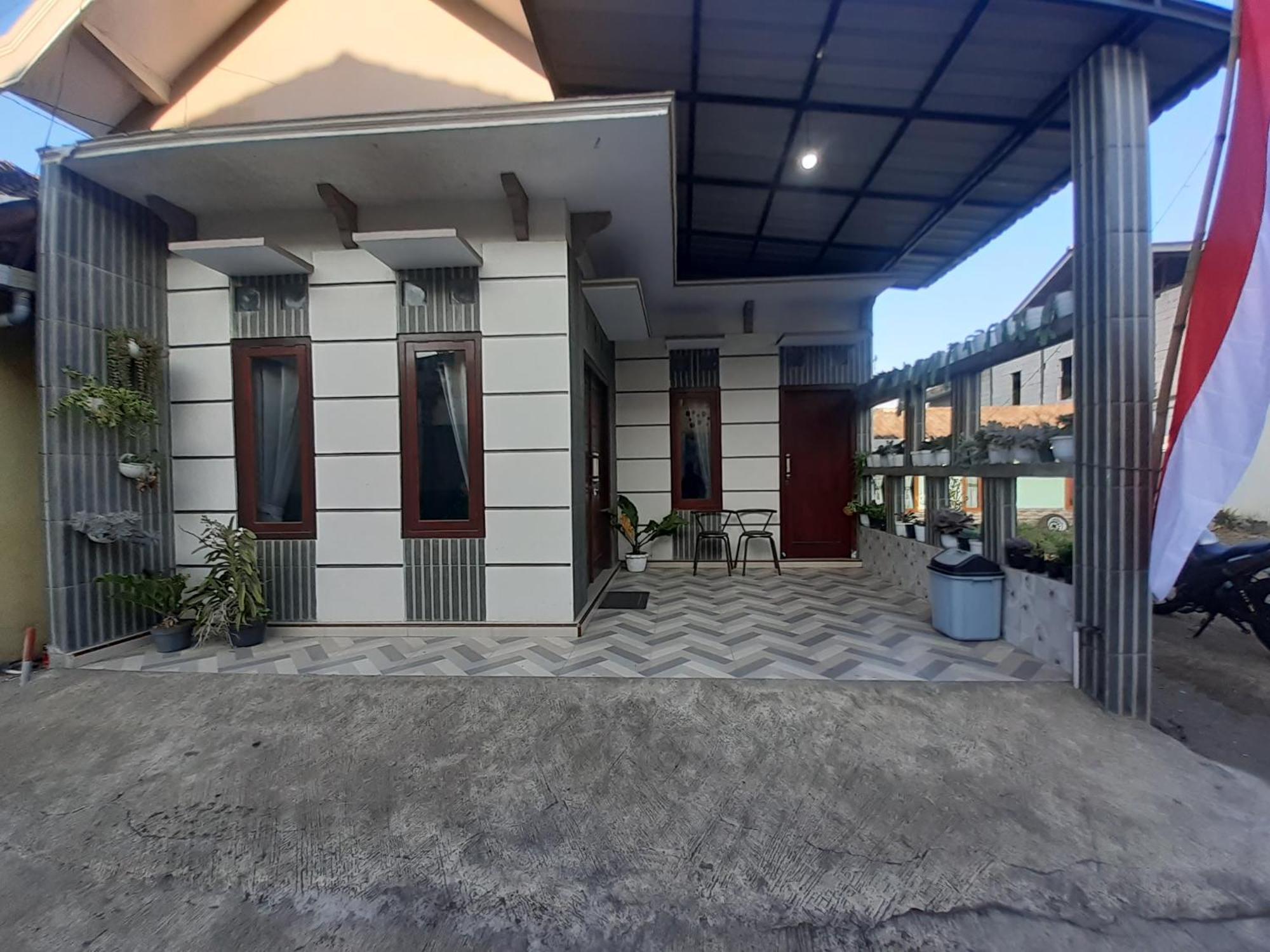 Widodaren Homestay Probolinggo Exteriér fotografie